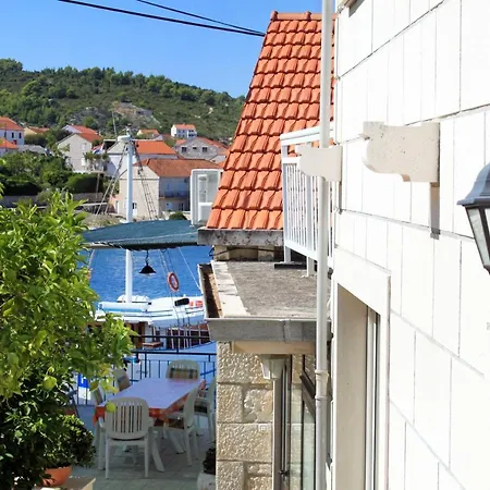 By The Sea Lumbarda, Korcula - 9173 *