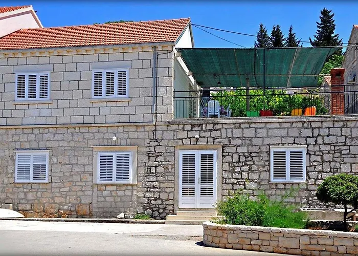 By The Sea Lumbarda, Korcula - 9173