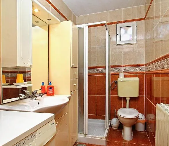 By The Sea Lumbarda, Korcula - 9173 *